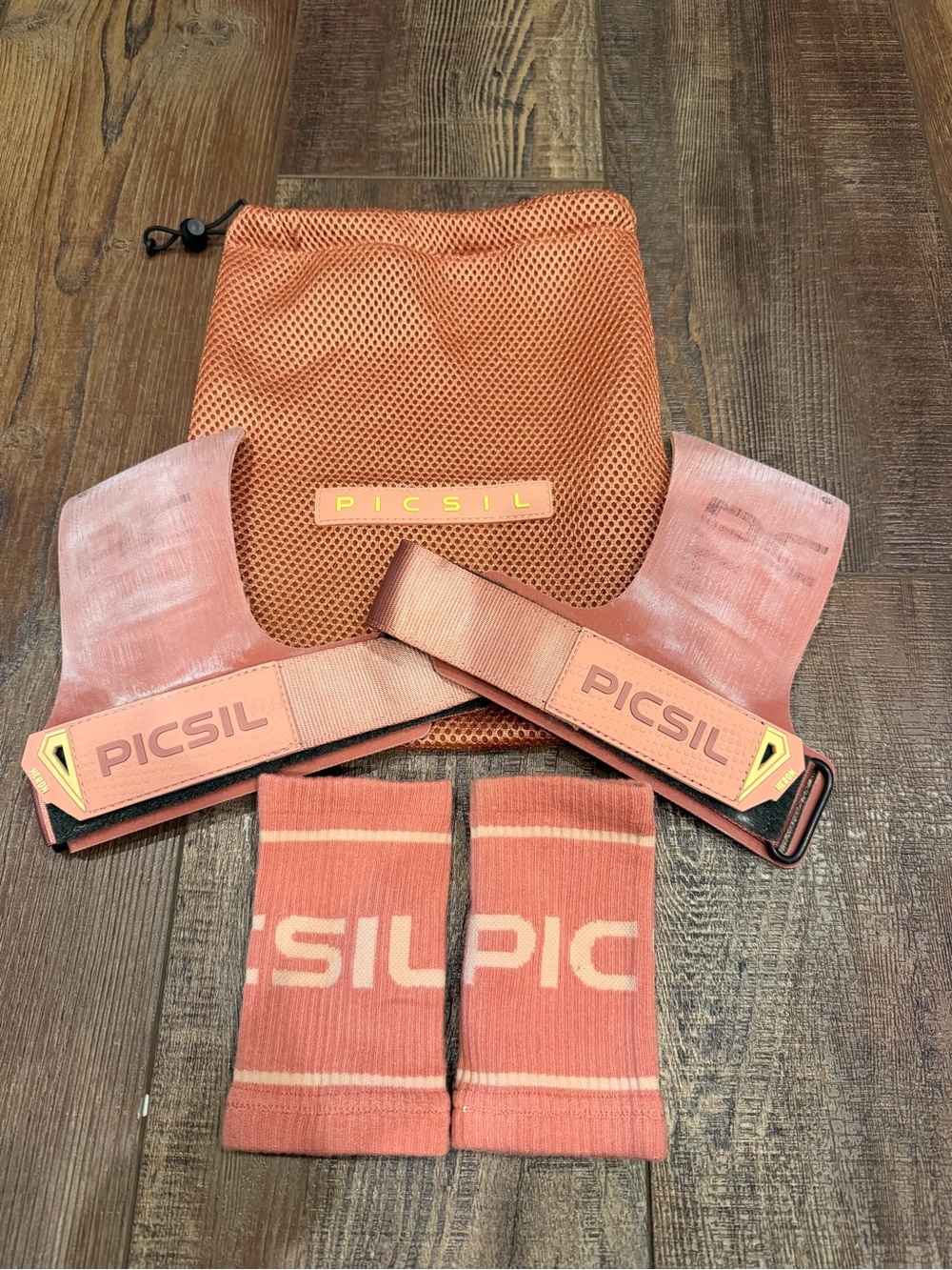 Picsil Heron grips